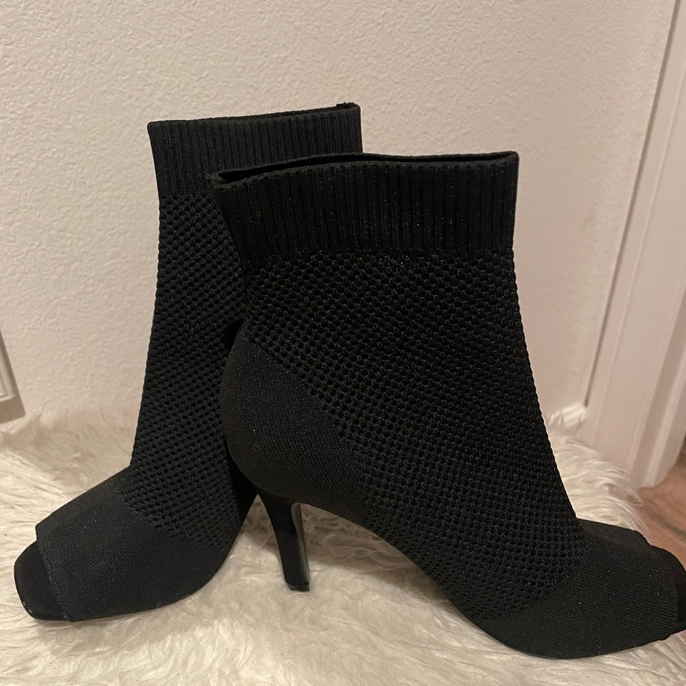 Never worn Open toe bootie!